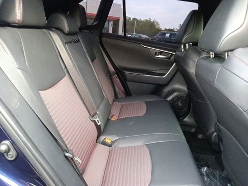 Used 2025 Toyota RAV4 XSE w/ Weather Package AWD/4WD image 30