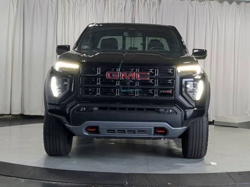 Used 2023 GMC Canyon AT4 w/ AT4 Premium Package AWD/4WD image 3