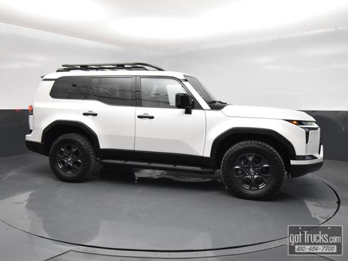 Used 2024 Lexus GX 550 AWD/4WD image 47