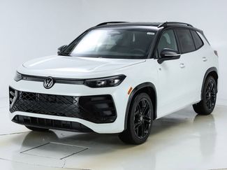 New 2026 Volkswagen Tiguan SE R-Line video 1