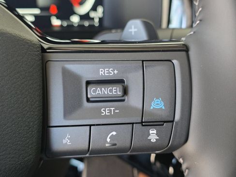 New 2026 Nissan Pathfinder Platinum AWD/4WD image 40