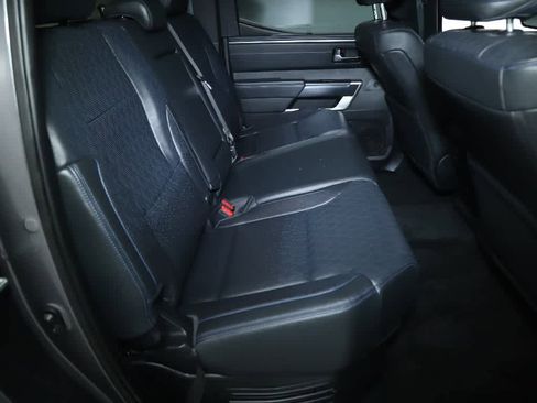Used 2024 Toyota Tundra Platinum AWD/4WD image 34