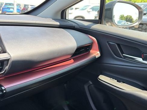 Used 2024 Toyota Prius Prime FWD image 19
