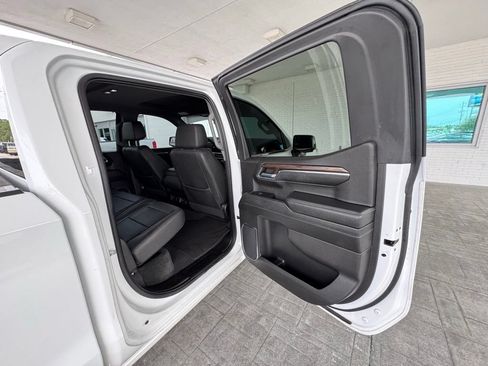 Used 2024 GMC Sierra 1500 SLT RWD image 23