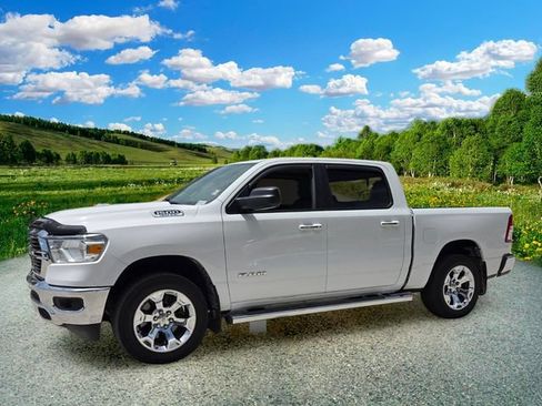 Certified 2020 RAM 1500 Big Horn RWD image 3