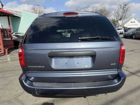 Used 2002 Dodge Grand Caravan SE image 4