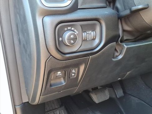 New 2026 RAM 1500 Big Horn AWD/4WD image 10