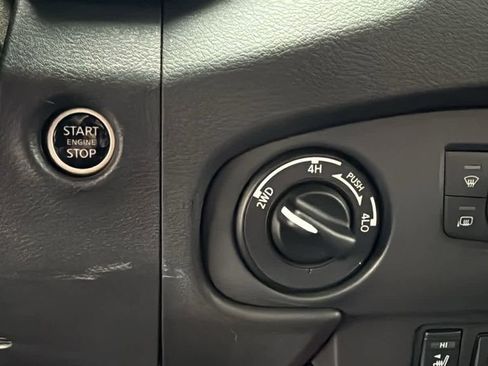 Certified 2024 Nissan Frontier PRO-4X w/ Pro Convenience Package image 23