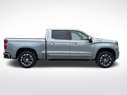 Used 2024 Chevrolet Silverado 1500 High Country w/ Technology Package AWD/4WD image 6