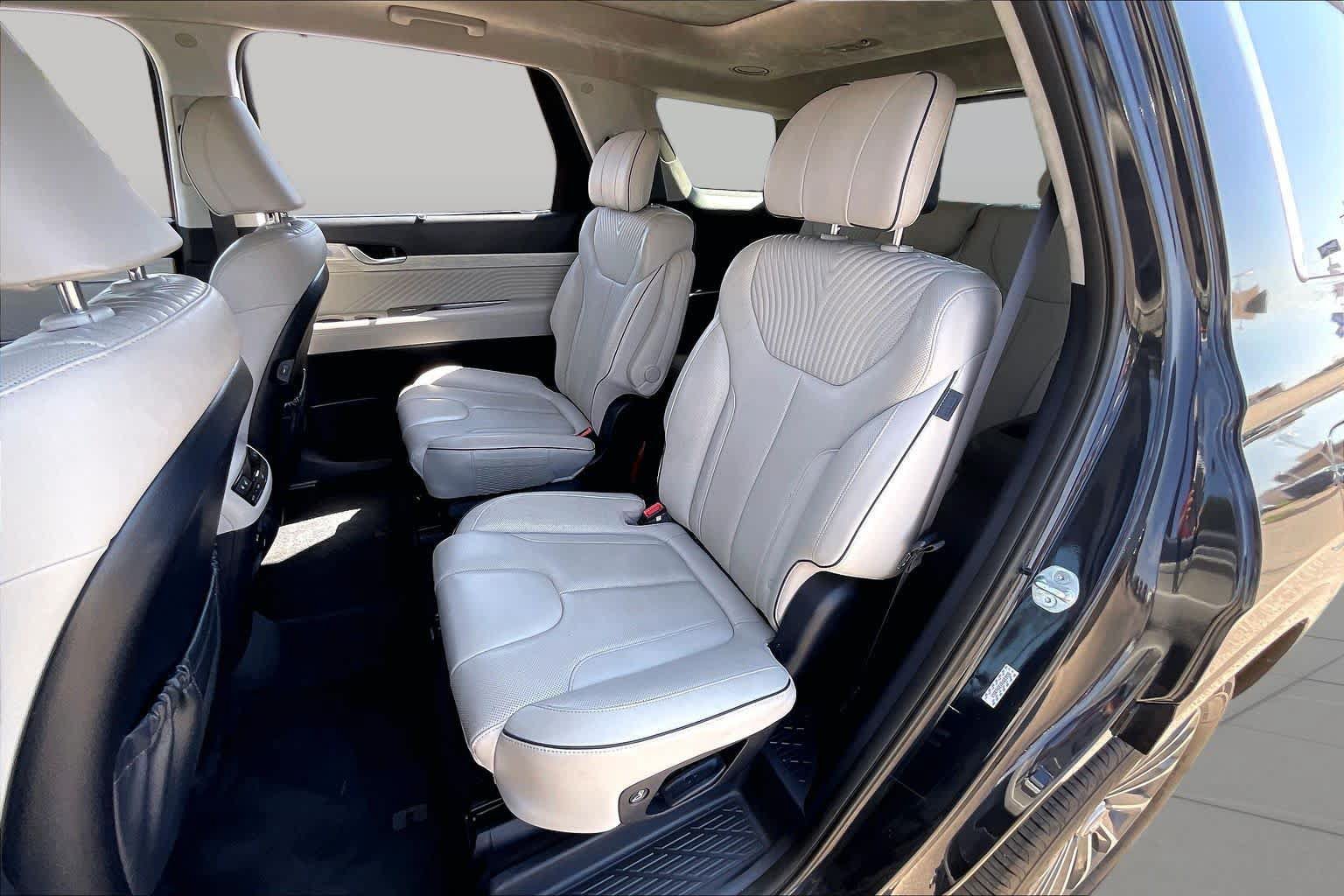 Used 2024 Hyundai Palisade Calligraphy FWD image 20