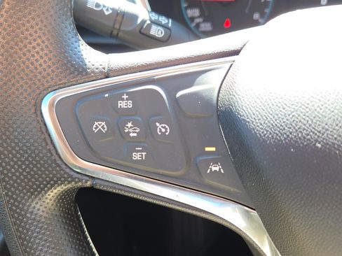 Used 2020 Chevrolet Equinox LS image 27