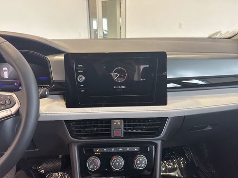 New 2026 Volkswagen Taos S image 21