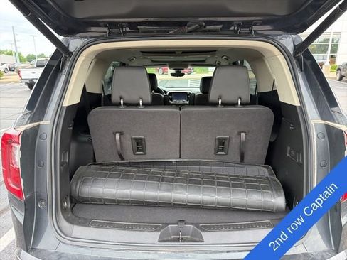 Used 2022 GMC Acadia Denali w/ Denali Ultimate Package AWD/4WD image 11