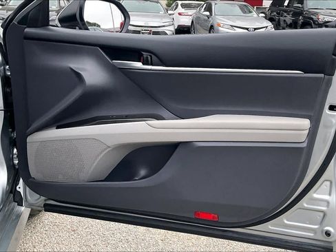 Used 2024 Toyota Camry LE FWD image 21
