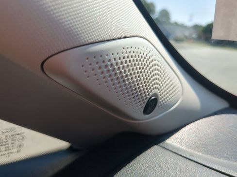 Used 2020 Ford EcoSport Titanium FWD image 25