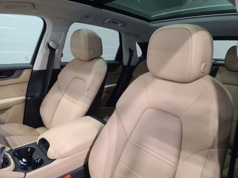 New 2026 Porsche Cayenne image 5