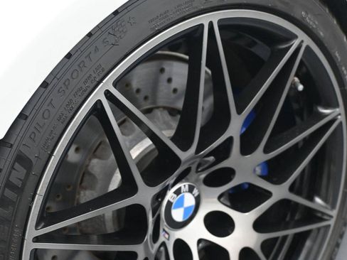 Used 2018 BMW M3 RWD image 15