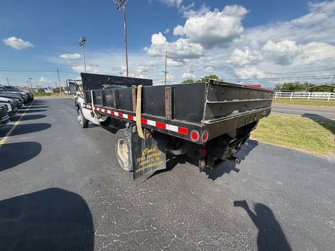 Used 2006 Chevrolet Silverado 3500 2WD Regular Cab w/ Heavy-Duty Power Package image 6