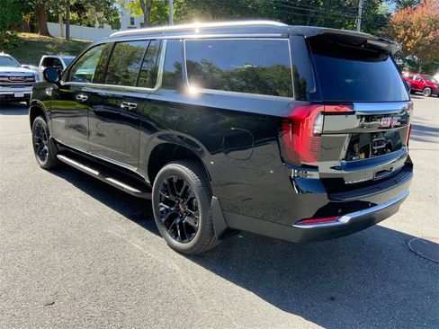 New 2026 GMC Yukon XL Elevation w/ LPO, Get Active Package image 35