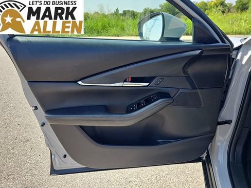 Used 2025 MAZDA CX-30 AWD 2.5 S w/ Preferred Package image 22