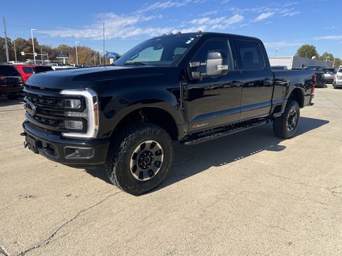 Used 2024 Ford F350 Lariat w/ Tremor Off-Road Package image 15