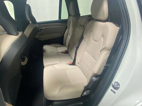 Used 2025 Volvo XC90 B6 Plus AWD/4WD image 14