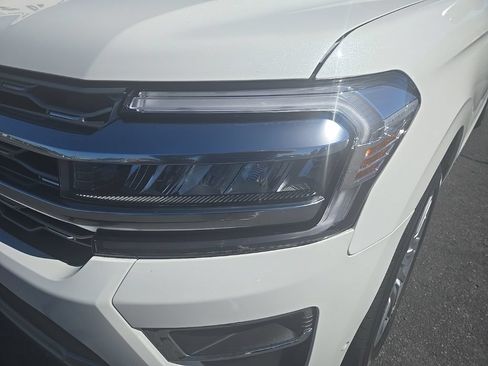 Used 2024 Ford Expedition Max Platinum AWD/4WD image 34