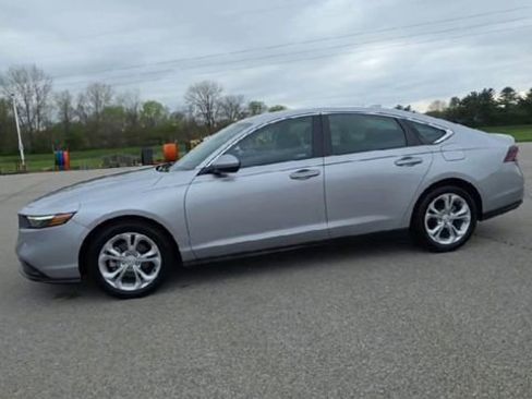 Used 2023 Honda Accord LX image 4