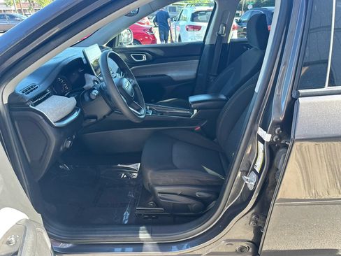 Used 2022 Jeep Compass Sport AWD/4WD image 7