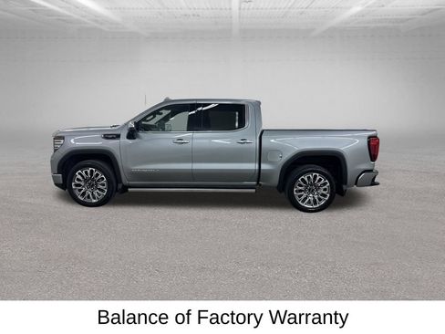 Used 2025 GMC Sierra 1500 Denali Ultimate AWD/4WD image 8