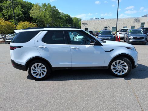 Used 2022 Land Rover Discovery S R-Dynamic AWD/4WD image 3