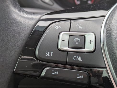 Used 2020 Volkswagen Passat 2.0T SEL image 26