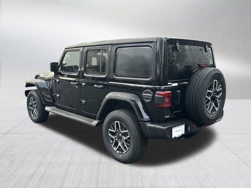 New 2026 Jeep Wrangler Sahara image 7