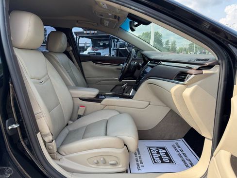 Used 2013 Cadillac XTS Luxury FWD image 18