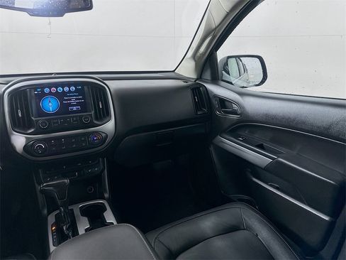 Used 2018 Chevrolet Colorado LT w/ Luxury Package, Chrome image 23