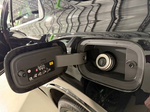 Used 2024 Dodge Durango R/T w/ Blacktop Package image 41