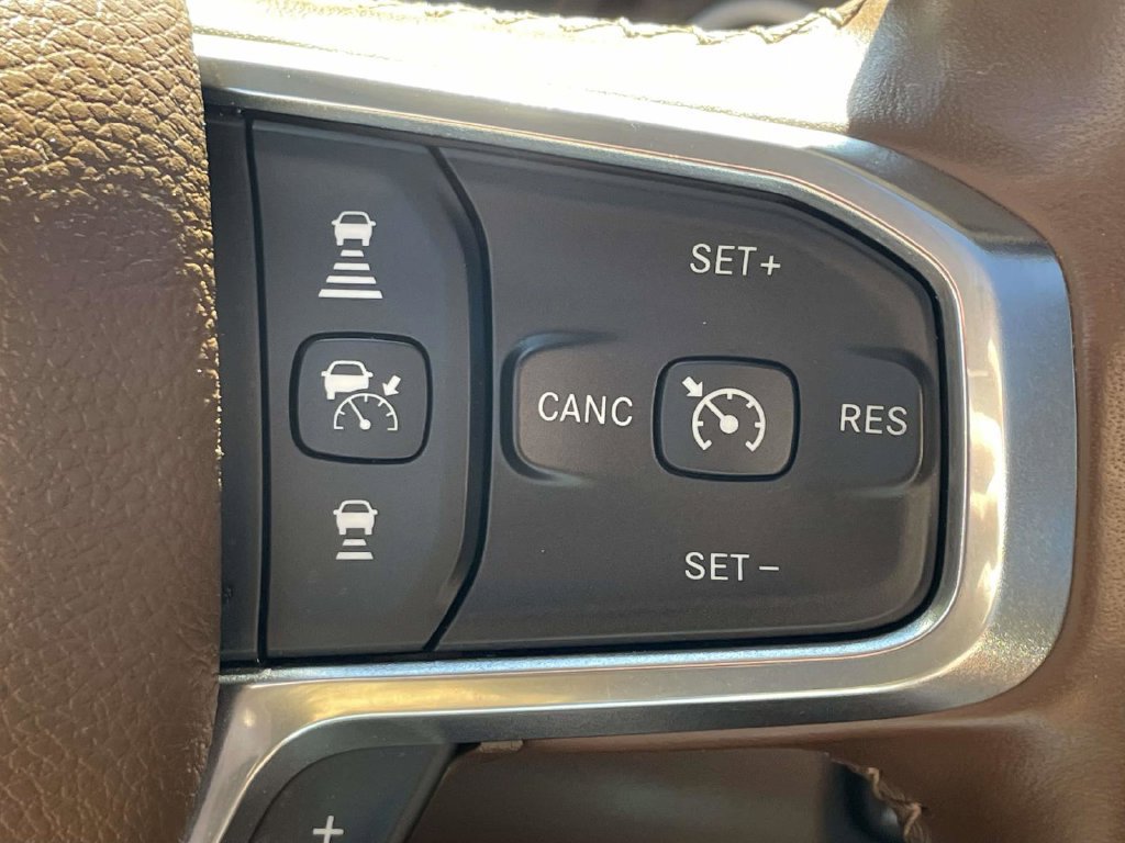 Used 2024 RAM 1500 Limited AWD/4WD image 32
