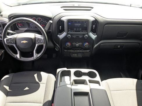 Used 2021 Chevrolet Silverado 1500 LT RWD image 13