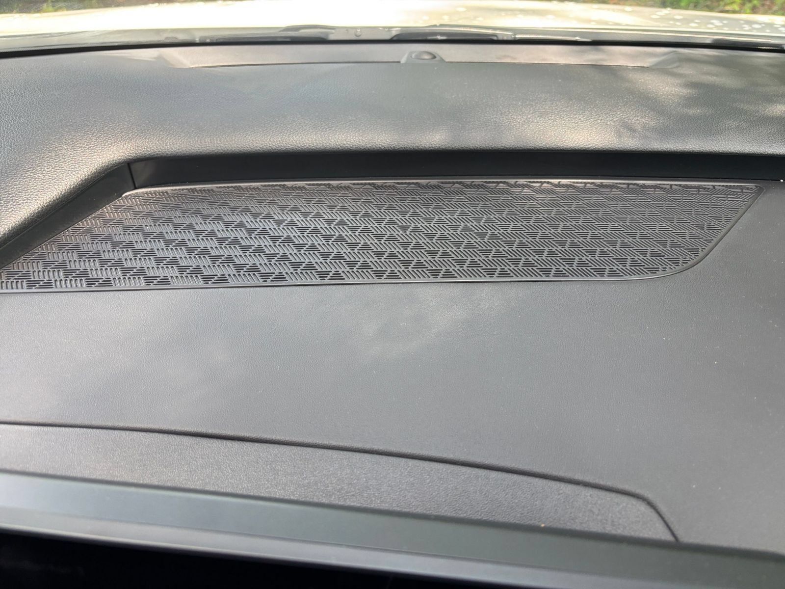 Used 2026 Kia Carnival FWD image 16