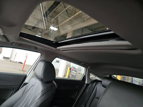 Used 2025 Acura Integra FWD image 19