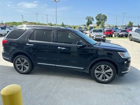 Used 2019 Ford Explorer Limited w/ Ford Safe & Smart Package AWD/4WD image 2