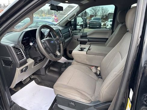 Used 2018 Ford F250 XLT image 24