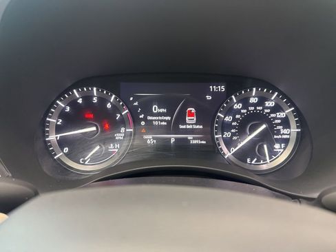 Used 2020 Toyota Highlander XLE image 4