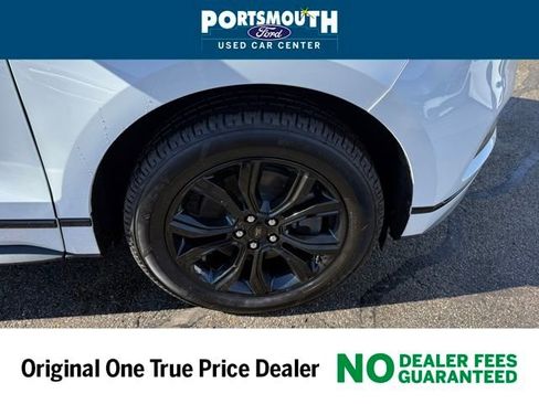 Certified 2022 Ford Edge SE w/ Black Appearance Package image 25