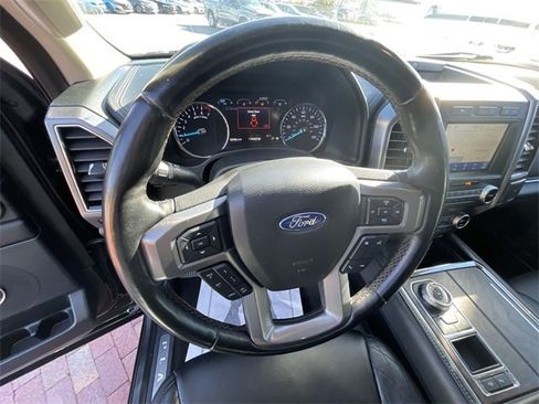 Used 2020 Ford Expedition Platinum image 13