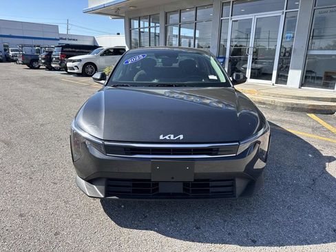 Used 2025 Kia K4 image 2
