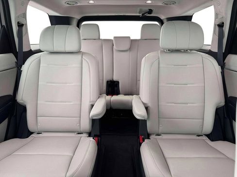 New 2026 Hyundai Palisade Calligraphy FWD image 16