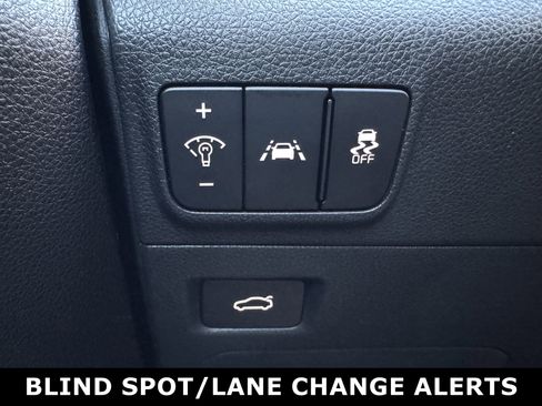 Used 2022 Kia K5 GT-Line image 12