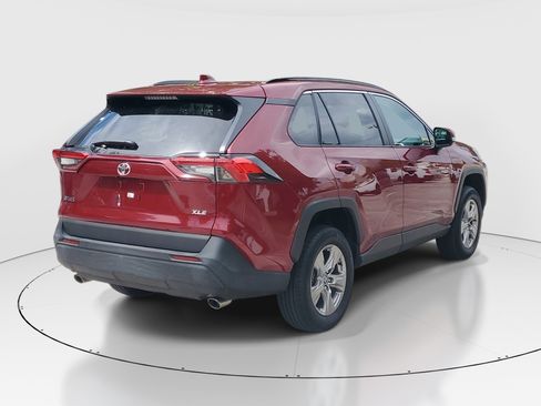 Used 2023 Toyota RAV4 XLE w/ Convenience Package image 3