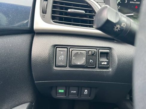 Used 2017 Nissan Sentra SR w/ SR Midnight Edition FWD image 20
